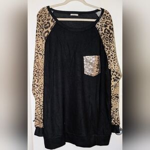 NWOT E. Luna 3X Leopard Floral Mixed Media Sequin Pocket Top